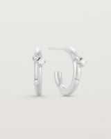 Front view of the Inés Hoops | Diamonds | White Gold.