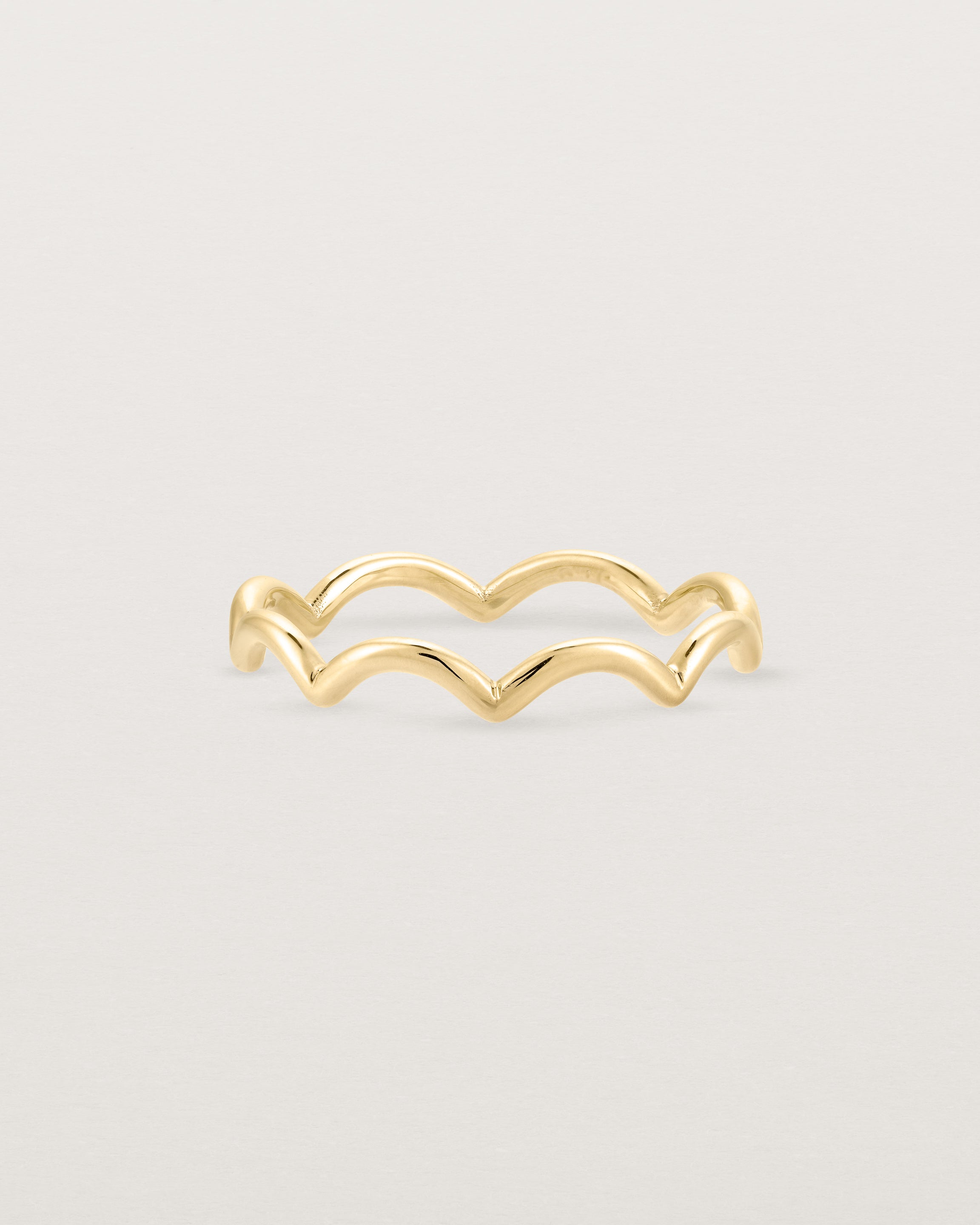 Front view of the Lai Ring in Yellow Gold.