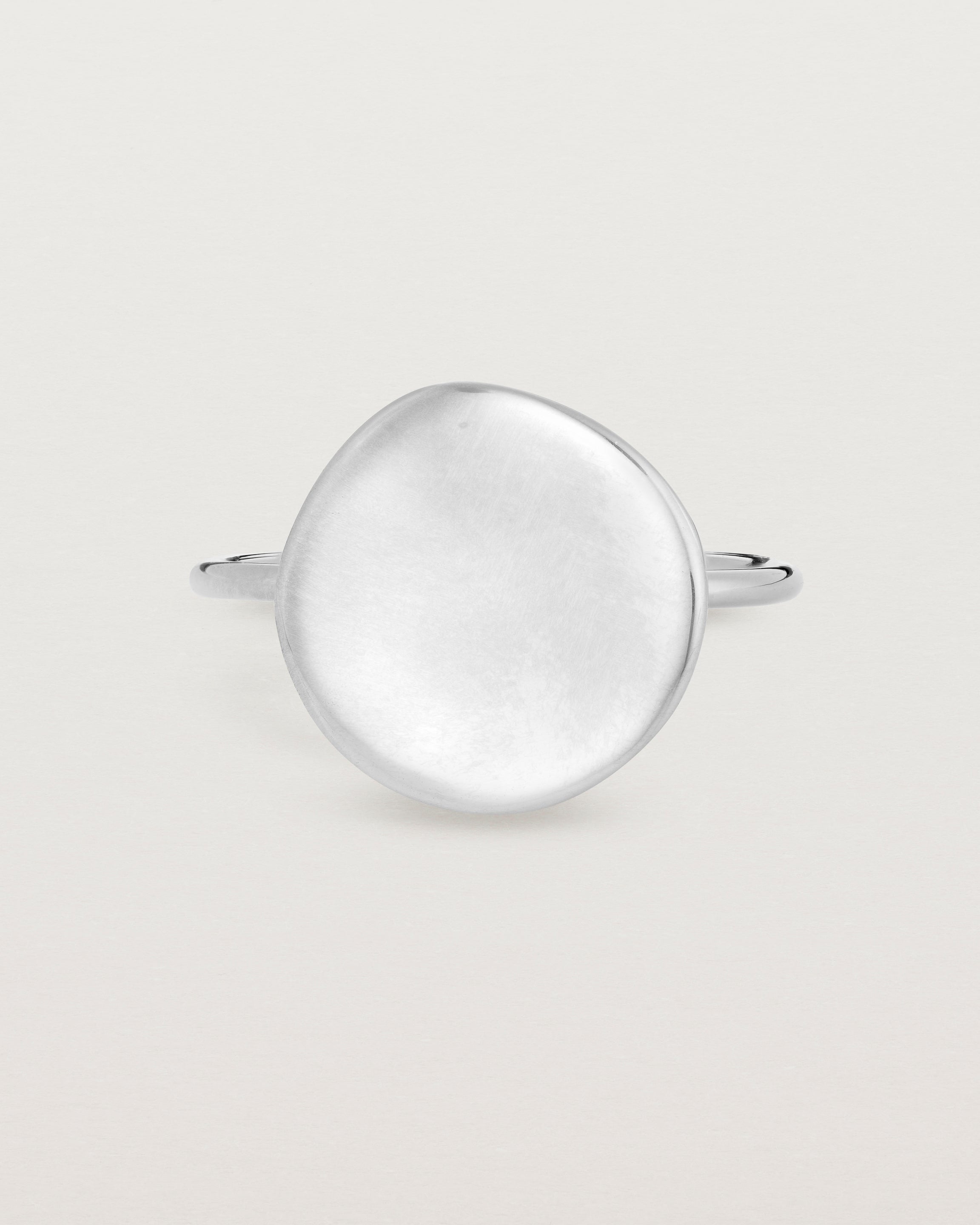 Front view of the Mana Ring in Sterling Silver.