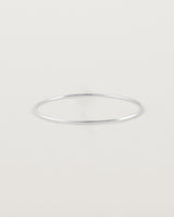 Front view of the Oval Bangle in White Gold.
