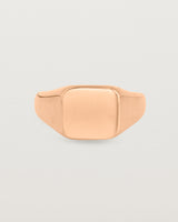 Front view of the Sempré Signet Ring in Rose Gold. 