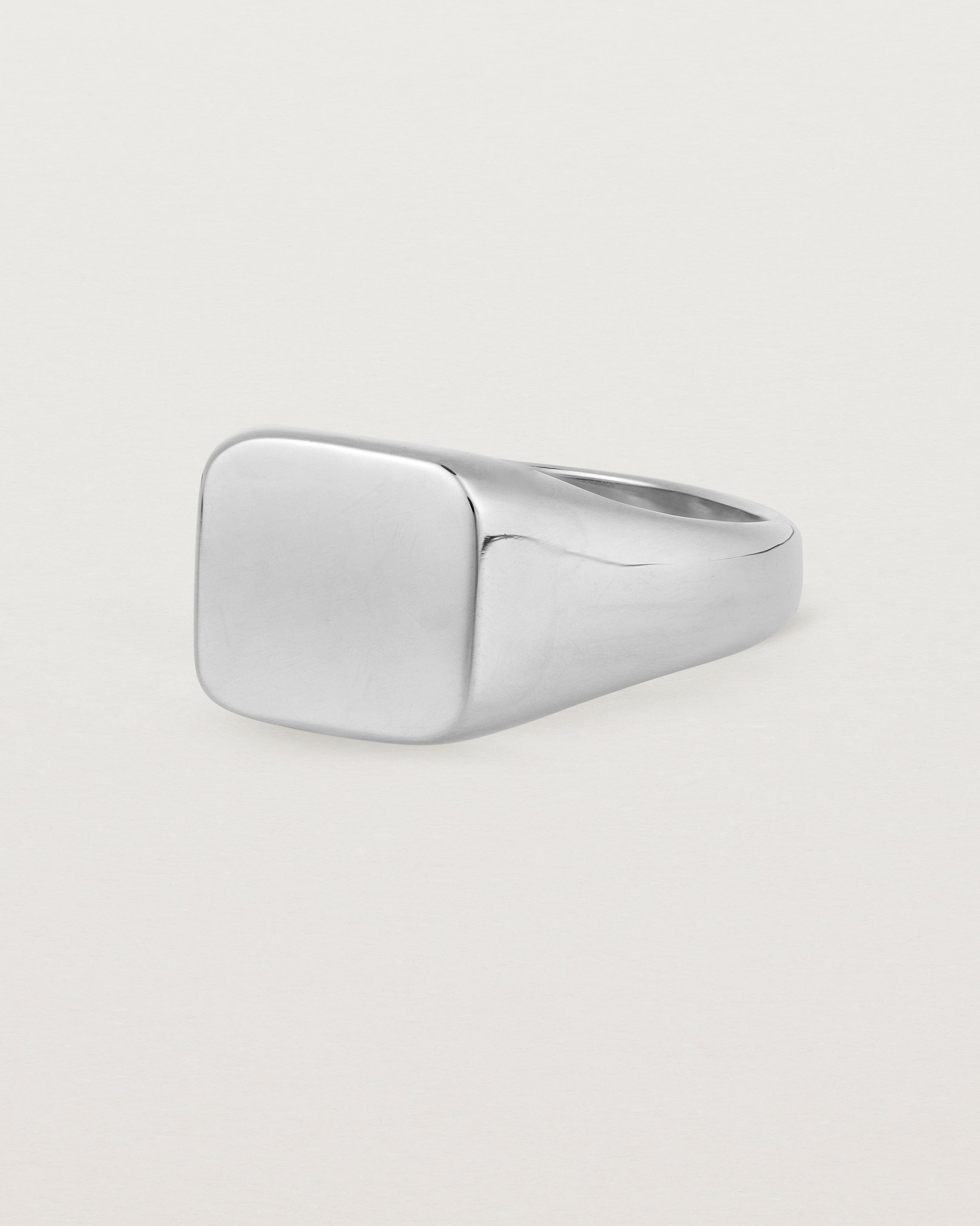 Angled view of the Sempré Signet Ring in Sterling Silver.