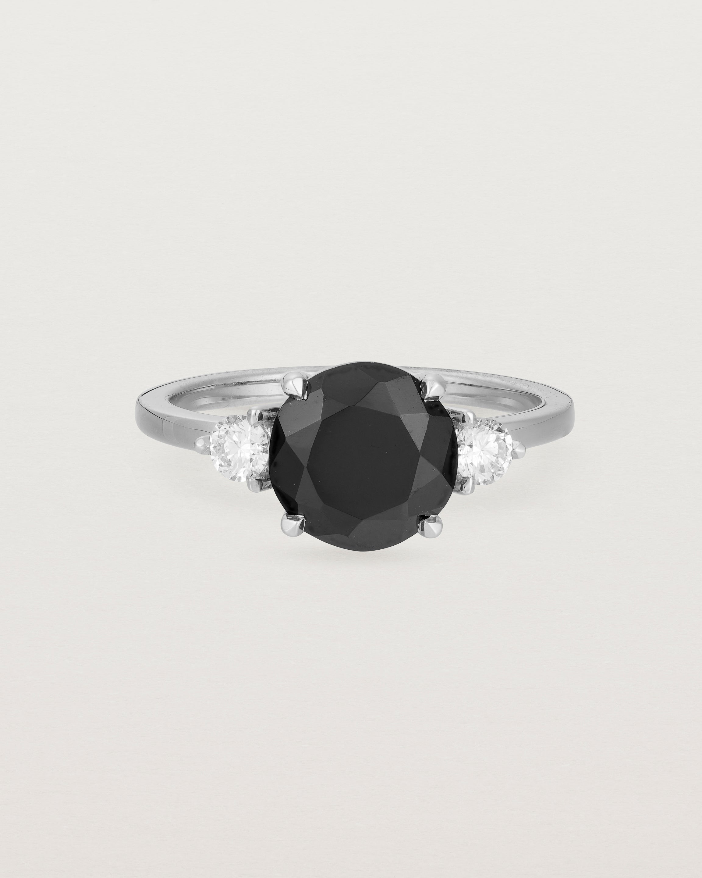 Front view of the Una Round Trio Ring | Black Spinel & Diamonds | White Gold.